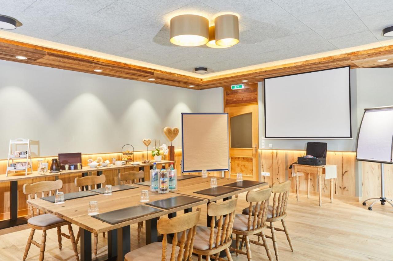Landhotel Kuralpe Kreuzhof Lautertal  エクステリア 写真